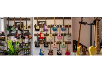 How To Choose Your First Guitar | Beginner's Guide