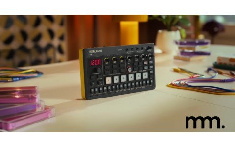Roland Aira Compact P-6 Pocket Sampler: Beautiful Chaos
