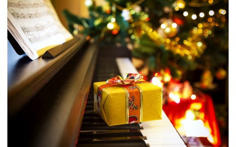 Digital Pianos - A Christmas Miracle