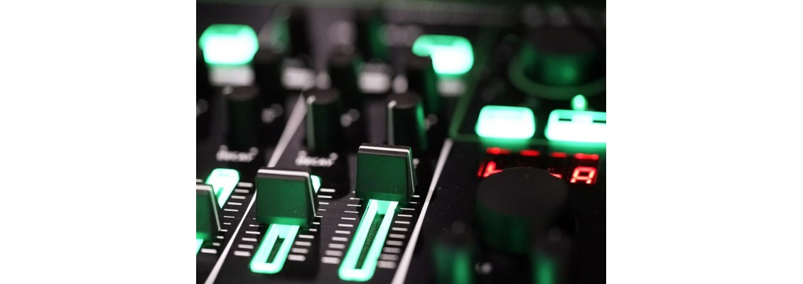 The Impact of Technology on Musical Instruments The Impact of Technology on Musical Instruments