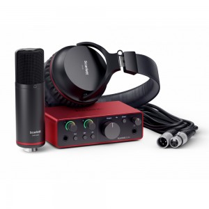 Focusrite Scarlett Solo Studio Bundle 4th Gen