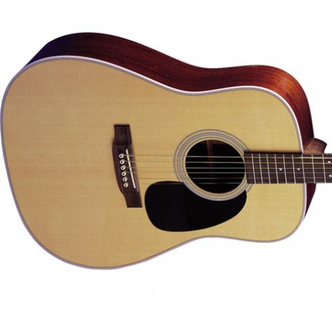 Martin D-28 Acoustic - Natural (Includes Case) Martin D-28 Acoustic - Natural (Includes Case)